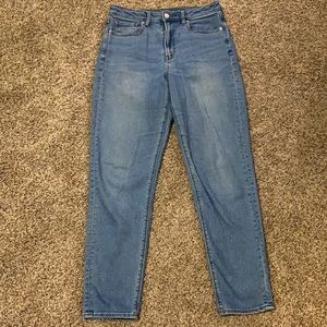 American Eagle Mom Jean